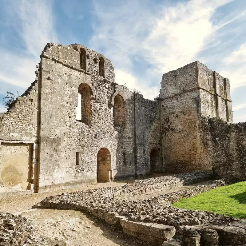 Wolvesey Castle Old Bishop's Palace)